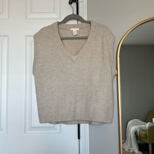 Oversized sweater vest